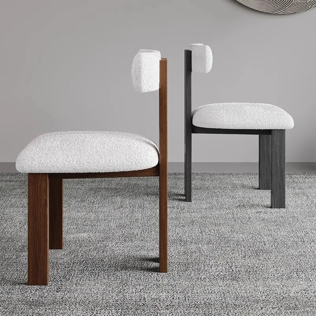 Chaise contemporaine dossier rouleau - Bois massif & bouclette crème