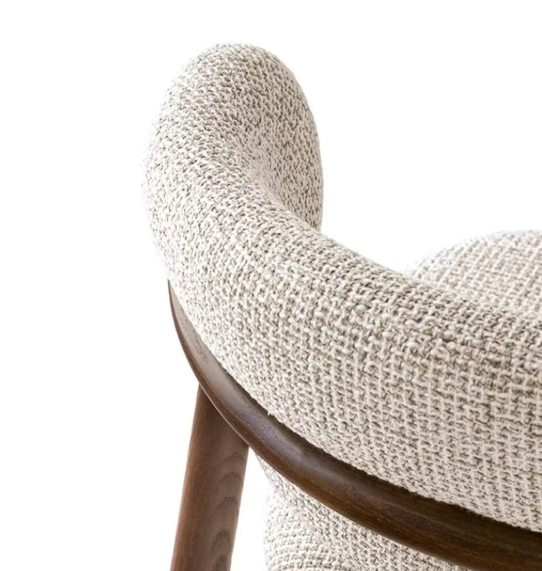 Chaise Scandinave en Tissu Gris - Pieds Bois Naturel